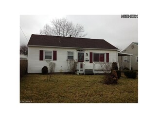 2000 Bollinger Ave NE, Canton, OH 44705