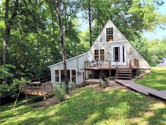 6402 Nuthatch Dr, Nineveh, IN 46164