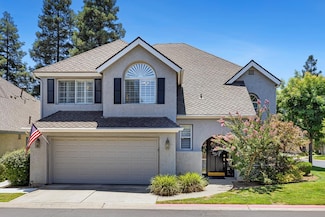 3075 W Silverhill Ln, Fresno, CA 93711