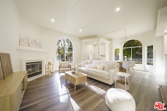 4520 Pennsylvania Ave Unit 119, La Crescenta, CA 91214