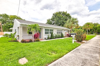 1004 Boston Ave, Fort Pierce, FL 34950