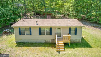 165 Whiskey Still Rd, Berkeley Springs, WV 25411