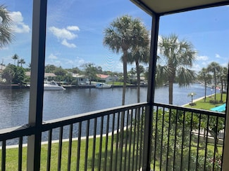 18 Royal Palm Way Unit 204, Boca Raton, FL 33432