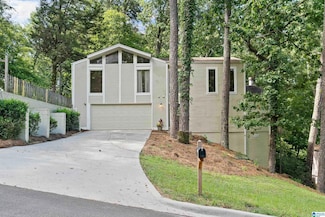 4760 Wine Ridge Ln, Birmingham, AL 35244