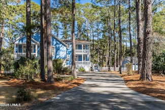 39 Downing Dr, Beaufort, SC 29907