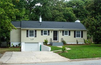 104 Mendenhall Rd, Jamestown, NC 27282