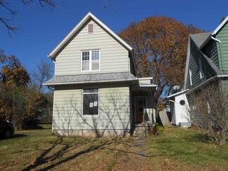 1124 W Lexington Ave, Elkhart, IN 46514