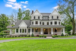 180 Union St, Montclair, NJ 07042