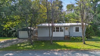 22 Gilbert St, Waterville, ME 04901