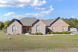 124 Mountain Point Rd S, Russellville, AR 72802