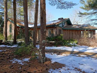 100 Woodland Rd, North Hampton, NH 03862