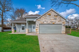 24690 Galway St, Hempstead, TX 77445
