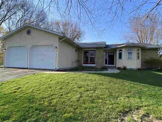 4531 E Oak Ln, Windsor, WI 53598