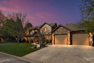 12160 W Pinewood River Ln, Star, ID 83669