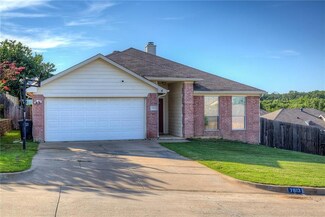 7813 Briarstone Ct, Fort Worth, TX 76112