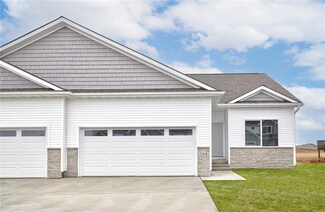 704 3rd St NW, Bondurant, IA 50035