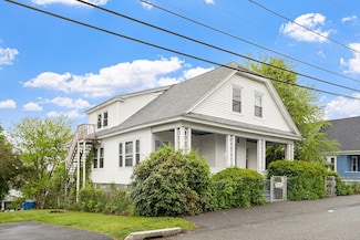 12 Thornton St, Lawrence, MA 01841