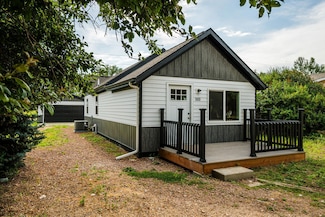 1633 N Gould St, Sheridan, WY 82801