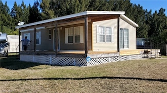 4998 Curlew Dr, Saint James City, FL 33956