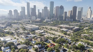 1806 State St, Houston, TX 77007