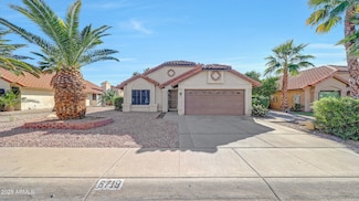 6719 W Sack Dr, Glendale, AZ 85308