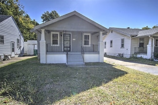 1537 E Division St, Decatur, IL 62526