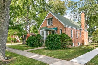 3701 Madison Ave, Brookfield, IL 60513