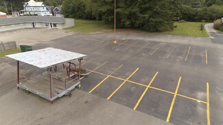 34A/39A Irvington Rd, Kilmarnock, VA 22482