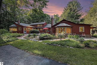 7822 W Welch Rd, Empire, MI 49630