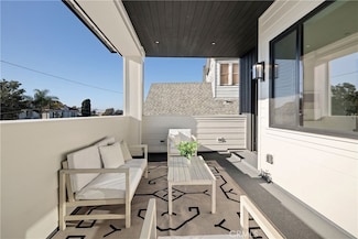 810 El Redondo Ave, Redondo Beach, CA 90277