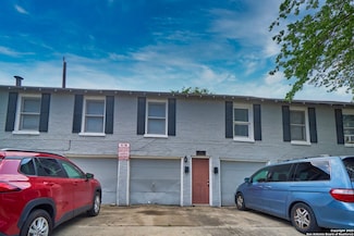 3101 N Elmendorf St Unit 1, San Antonio, TX 78201
