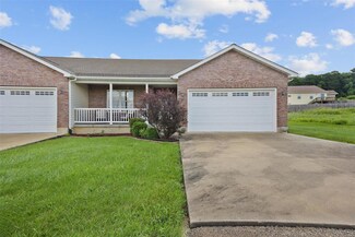 10023 S Marler Dr, Potosi, MO 63664