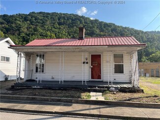 123 5th Ave, Montgomery, WV 25136