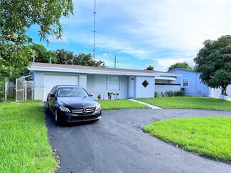 6720 Azalea Dr, Miramar, FL 33023
