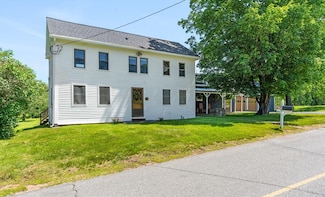 356 Hunt Rd, Oakham, MA 01068
