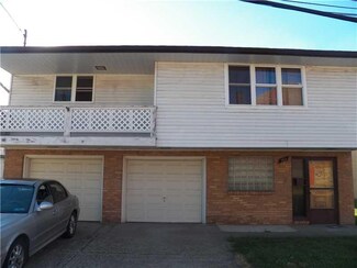 202 S 6th St, West Newton, PA 15089
