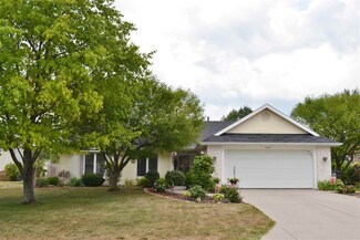 7420 Bent Willow Dr, Fort Wayne, IN 46815