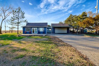 74 Eureka Lake Rd, Eureka, KS 67045