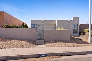 8312 Parrot Run Rd NE, Albuquerque, NM 87109