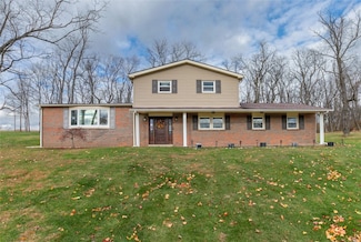 153 Lake Dr, Greensburg, PA 15601