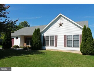 20 Dogwood Dr, Wernersville, PA 19565