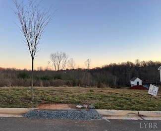 914 Elmwood Ave, Lynchburg, VA 24503