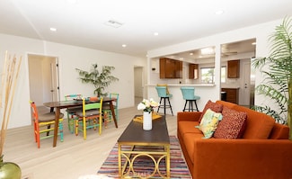 1537 E Brookdale Place, Fullerton, CA 92831