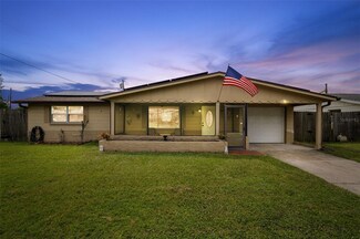 5110 Cape Cod Dr, Holiday, FL 34690