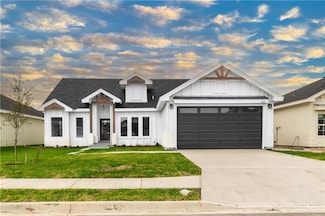 1005 Broken Arrow Dr, Alamo, TX 78516