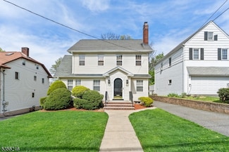 42 Heights Rd, Clifton, NJ 07012