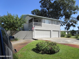 5543 W Bayshore Dr, Port Orange, FL 32127