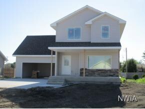 610 N 7th St, Dakota City, NE 68731