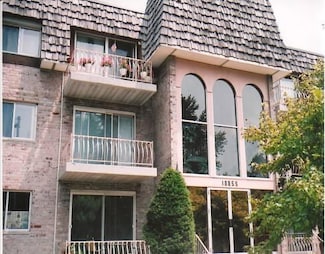18855 Burnham Ave Unit 231, Lansing, IL 60438