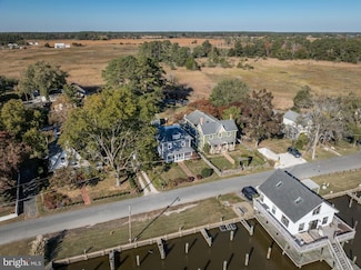 23844 River St, Quantico, MD 21856